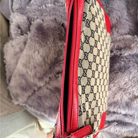 Gucci Red and Beige Shoulder Bag - Picture 11 of 14